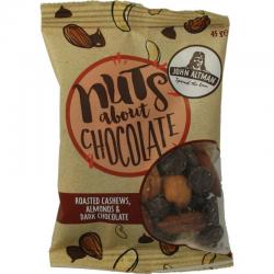 Mixed nuts & chocolate